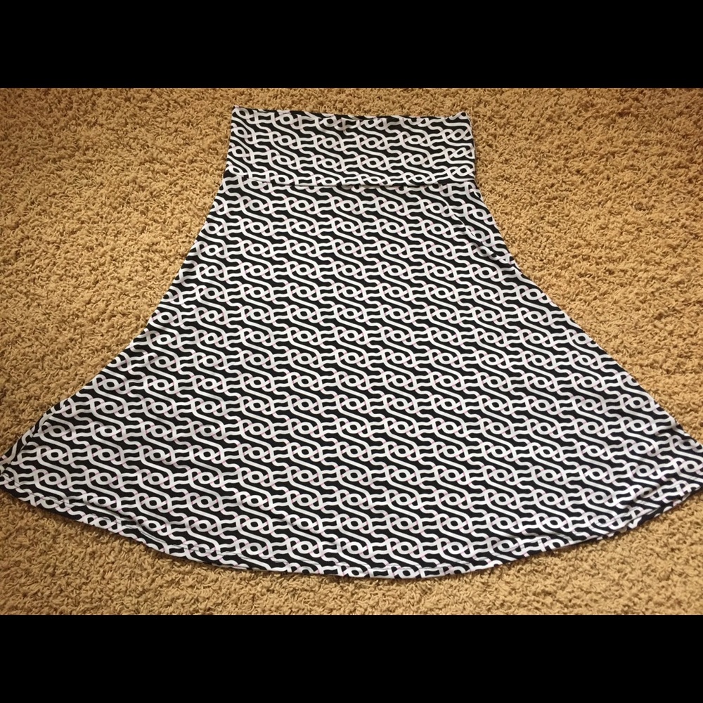 LuLaRoe Azure A-Line Skirt, size M